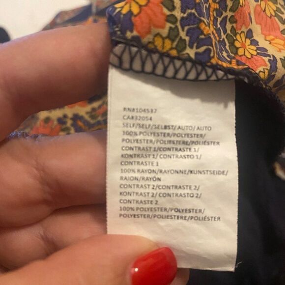 Anthropologie Tiny 3/4 sleeve multicolored v neck blouse size small - Picture 8 of 9